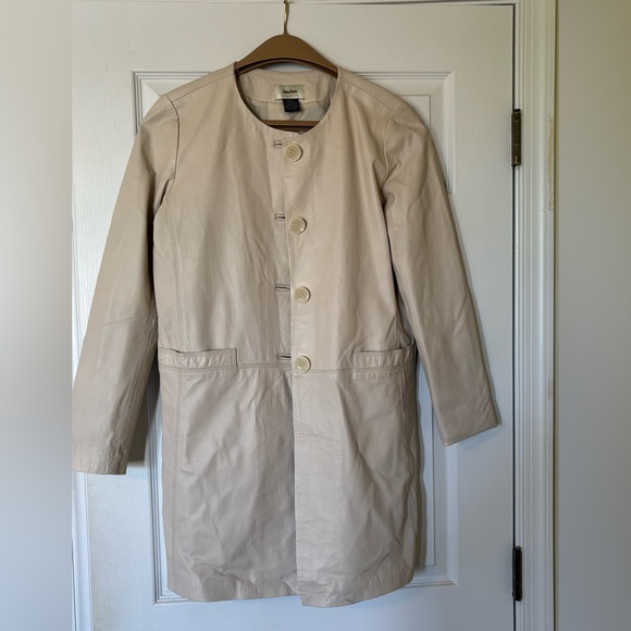 Neiman Marcus Jackets & Blazers - Neiman Marcus Leather Women's Cream Button-Front Trench Coat